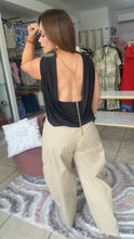 Cargar imagen en el visor de la galería, BLUSA NEGRA
