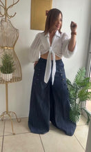Cargar imagen en el visor de la galería, BLUSA BLANCA
