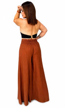 Load image into Gallery viewer, BLUSA NEGRA
