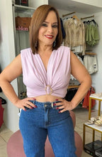 Cargar imagen en el visor de la galería, BLUSA LILA EN LICRA
